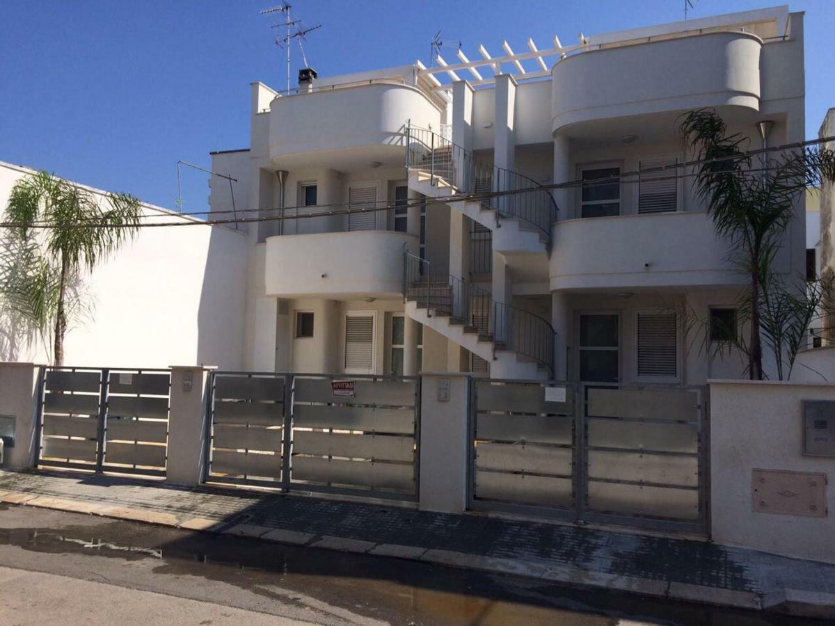Viva Apartment Porto Cesareo Exterior photo